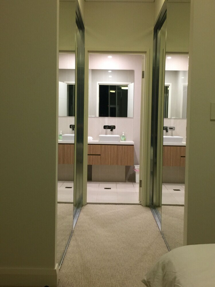2 Bedroom High Rise Apartment