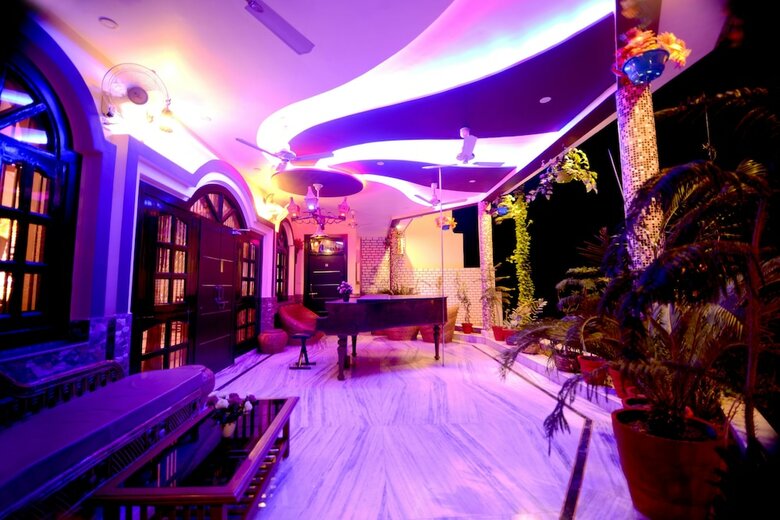 Hotel Aman Homestay