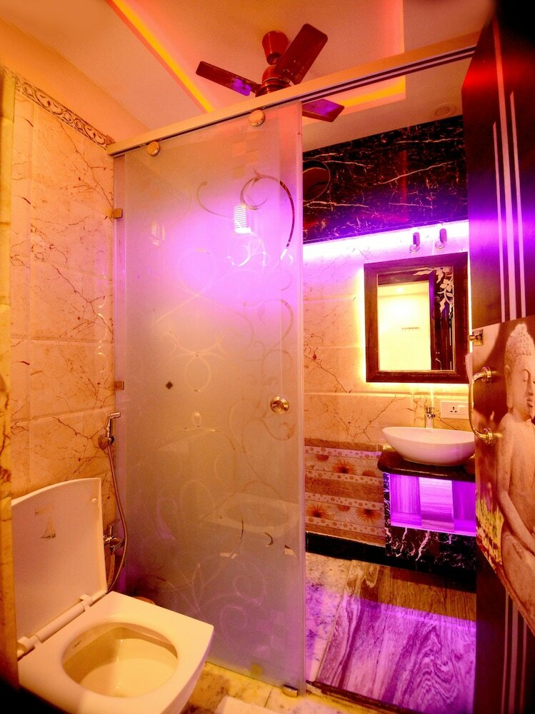 Hotel Aman Homestay