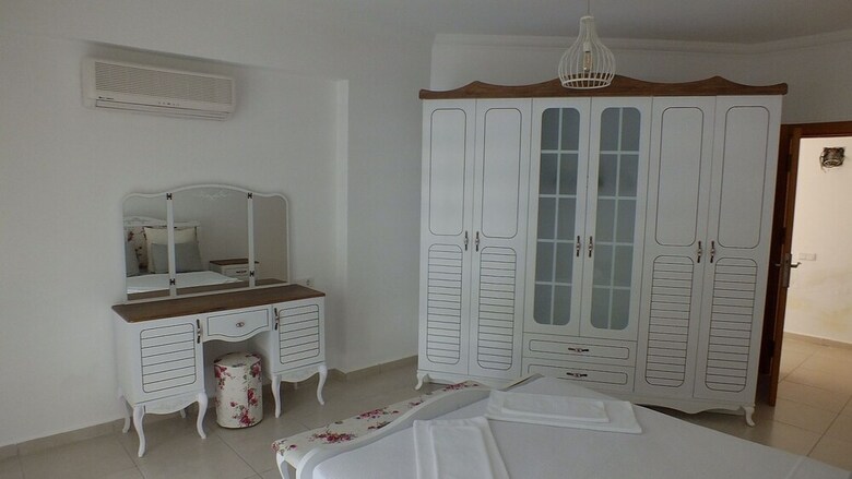 Villa Taurus Residences 2