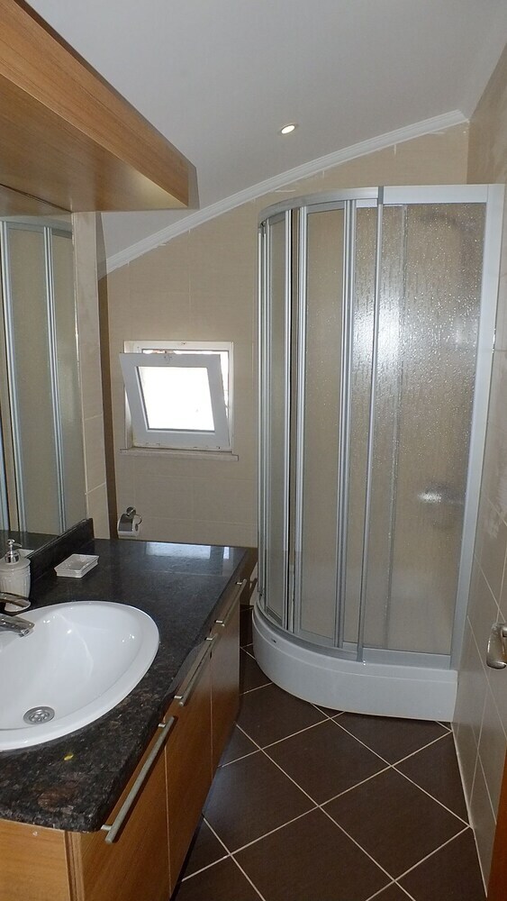 Villa Taurus Residences 2