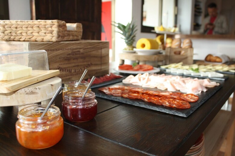 Roca Verde Boutique Bed & Breakfast - Adults Only