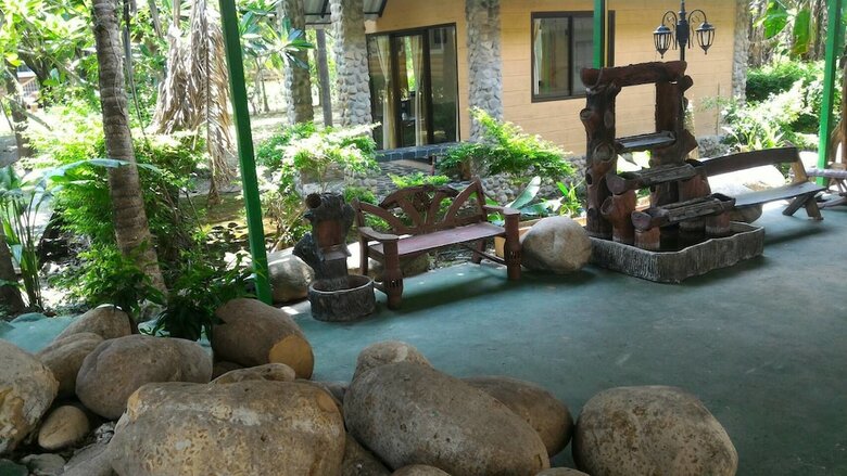 Hotel Khwan Darunee