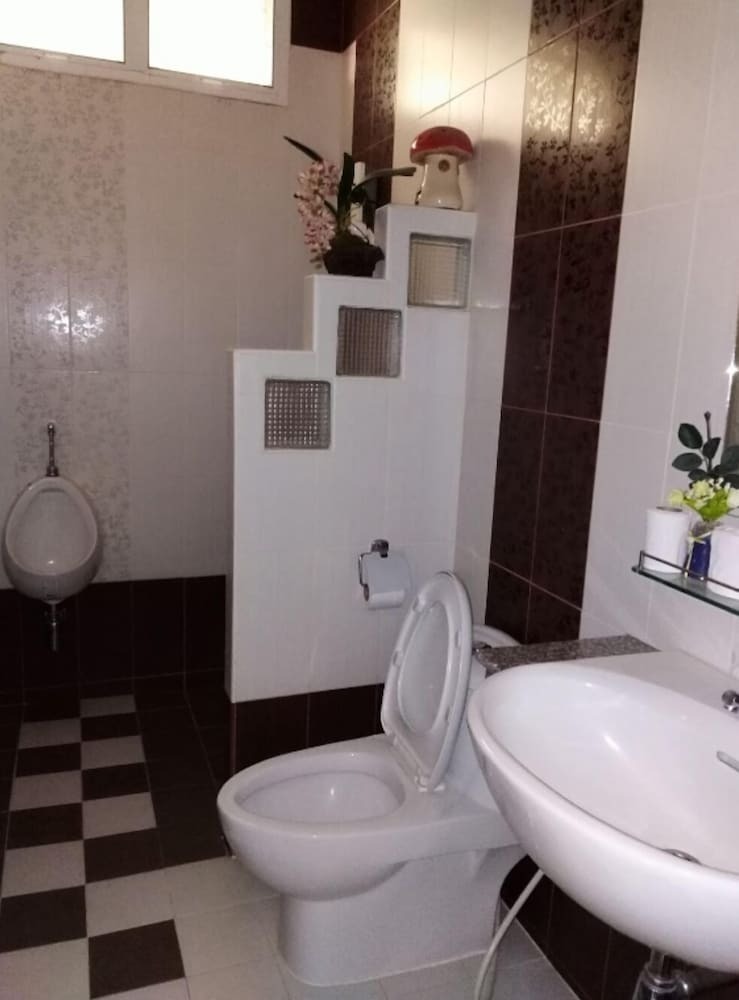 Hotel Khwan Darunee