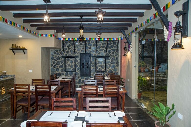 Pokhara Boutique Hotel
