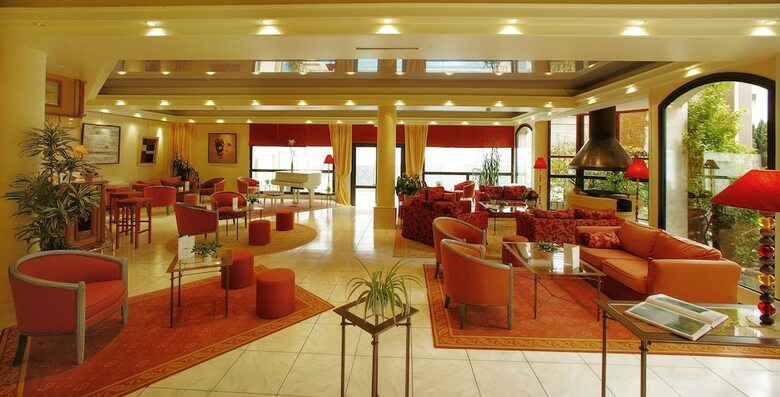 Hotel Au Grand H�tel De Sarlat