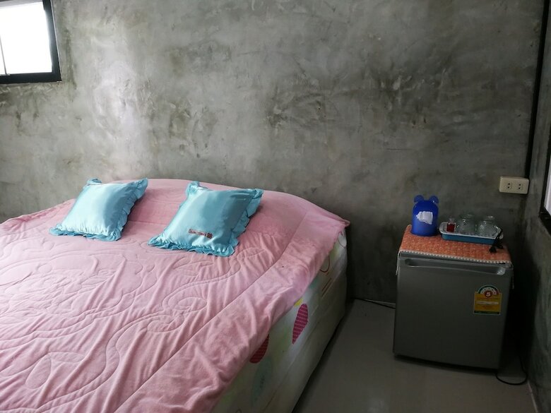 Hotel Baan Din Camp And Art Suanphueng