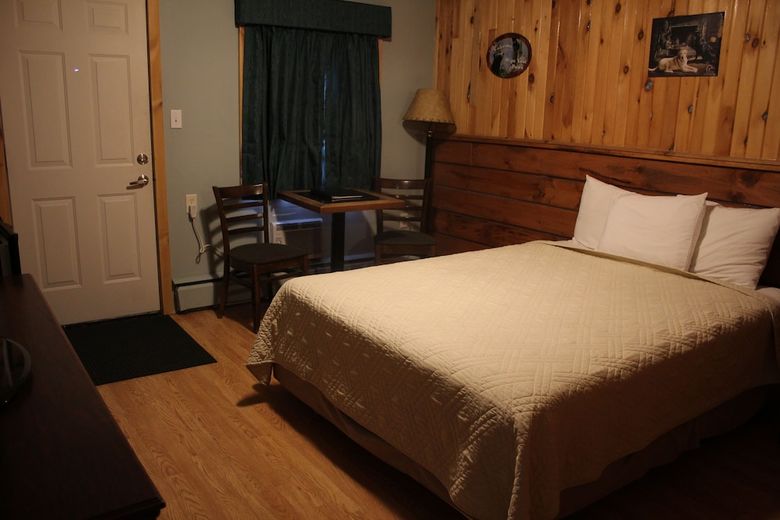 Hotel Maine Woods Inn At Vacationland Inns