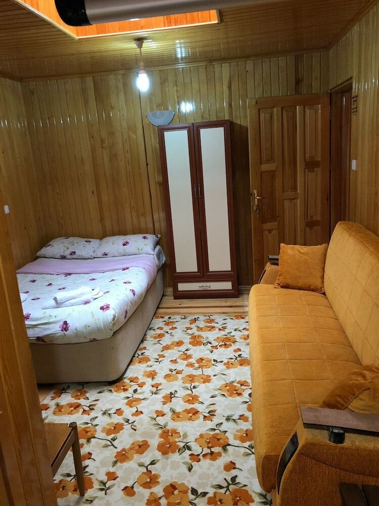 Gozde Apart