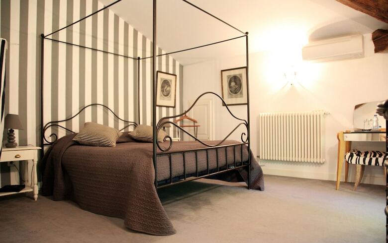 Bed & Breakfast Ch�teau Des Barrenques