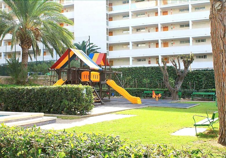 Apartamentos Playmon Park