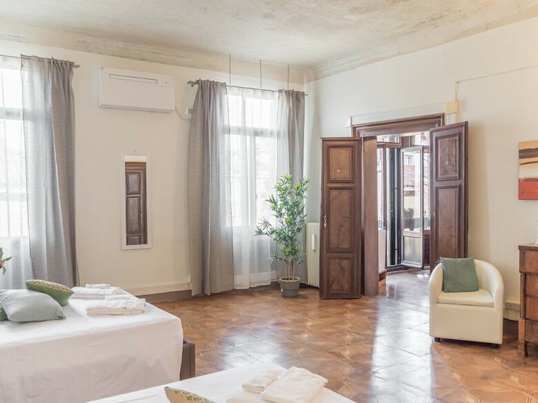 Riva Palace Apartments