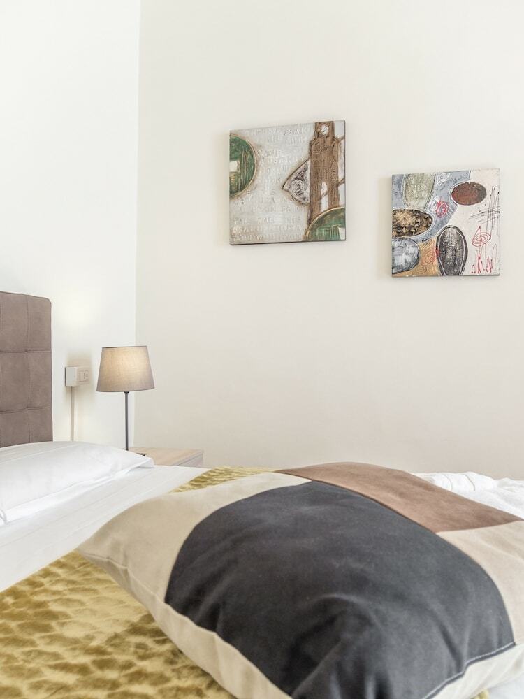 Riva Palace Apartments