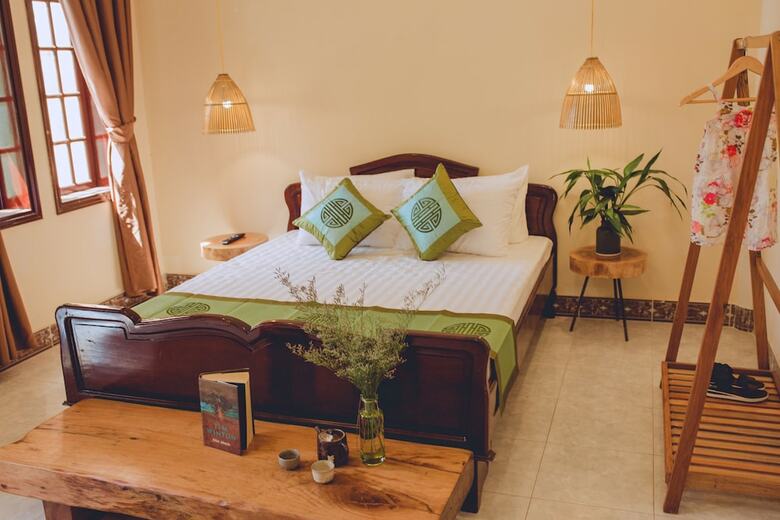 Hotel Purple Hue Bnb