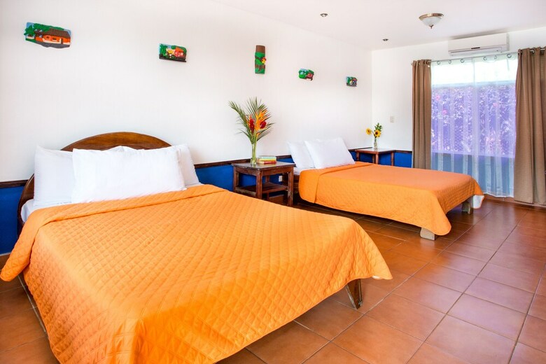 Hotel Rancho Le�n