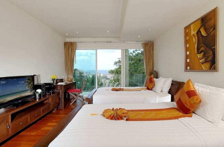 Villa Patong Hill Estate 8