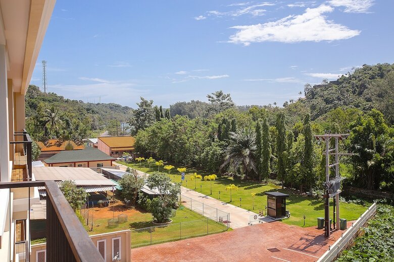 Apartamentos The Lago 72