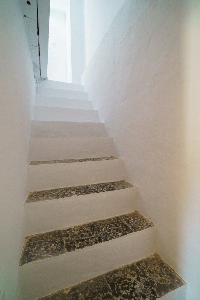Apartamentos Granaset - Near La Granadella Beach