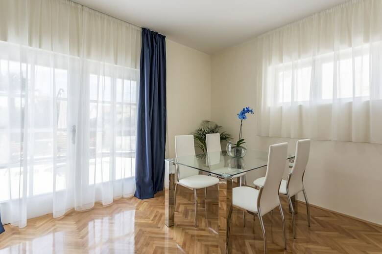 Mise Luxury Apartments