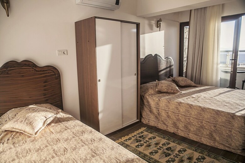 Stone Hotel