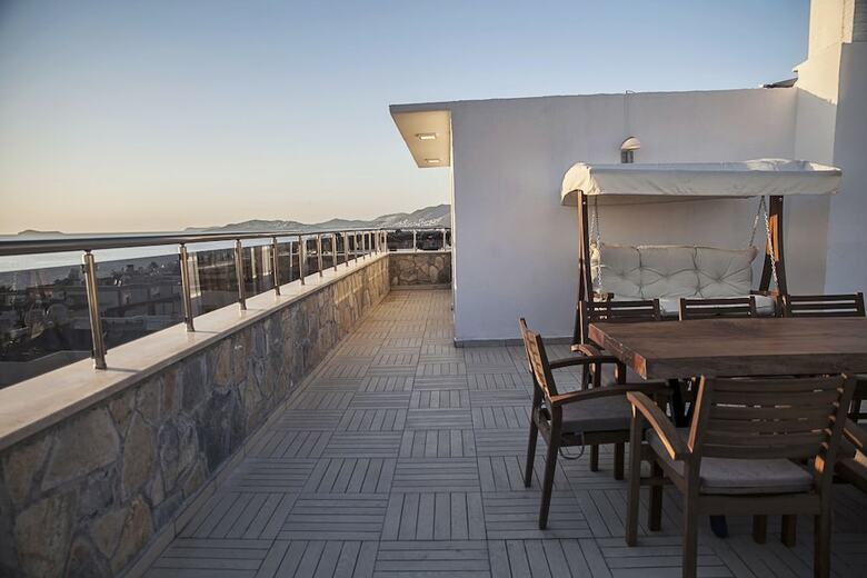 Stone Hotel