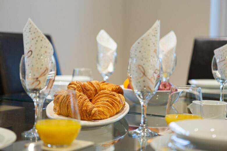 Hotel Cranesbill Serviced Accommodation