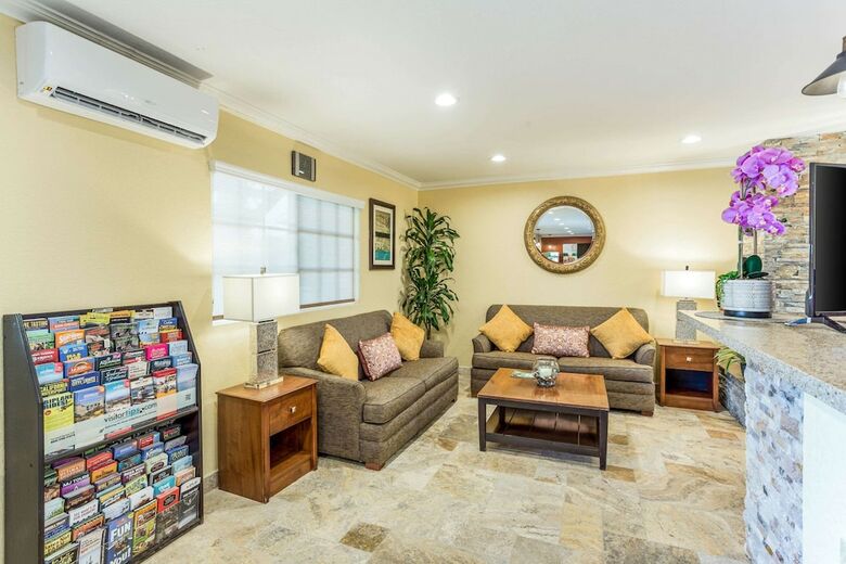 Hotel Quality Inn Escondido Downtown