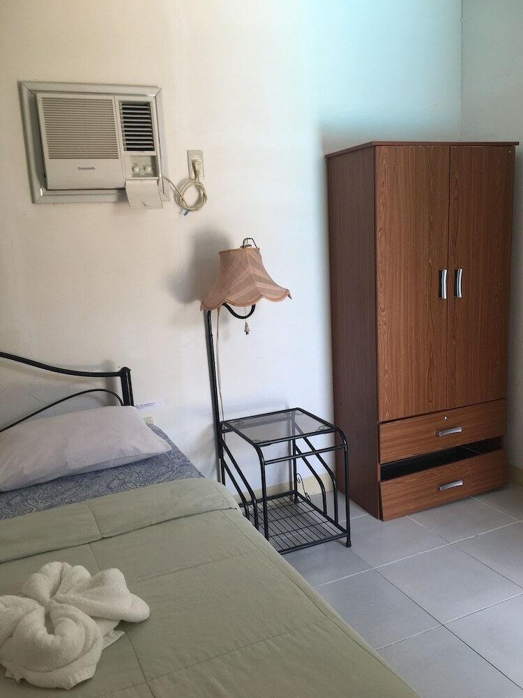 Hotel New Eve's Kiosk Dive Resort
