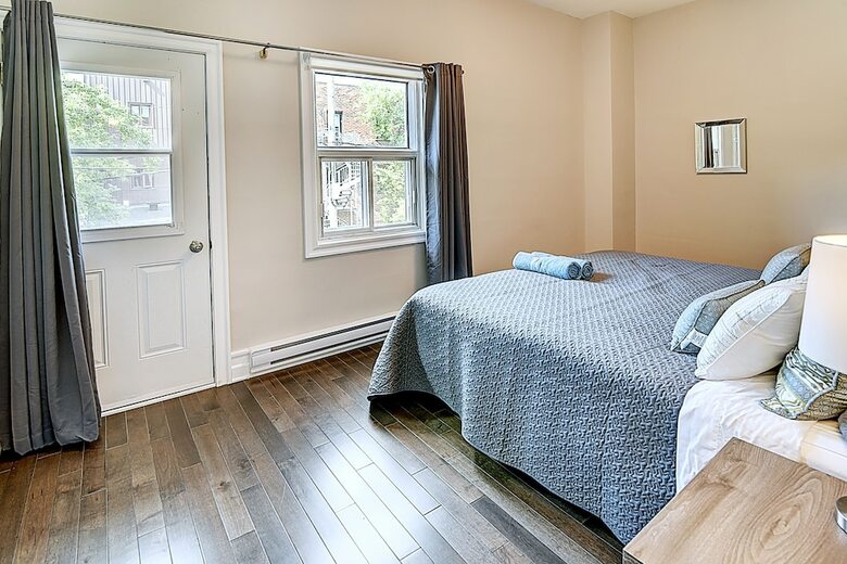 Apartamentos Plateau Prime Suite Plus A.c. Parking