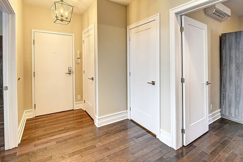 Apartamentos Plateau Prime Suite Plus A.c. Parking