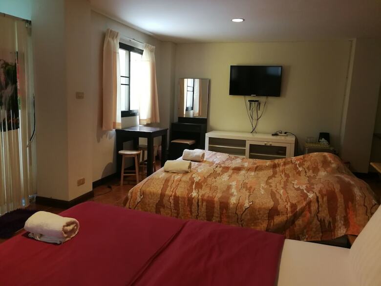 Hotel Frontier Homestel