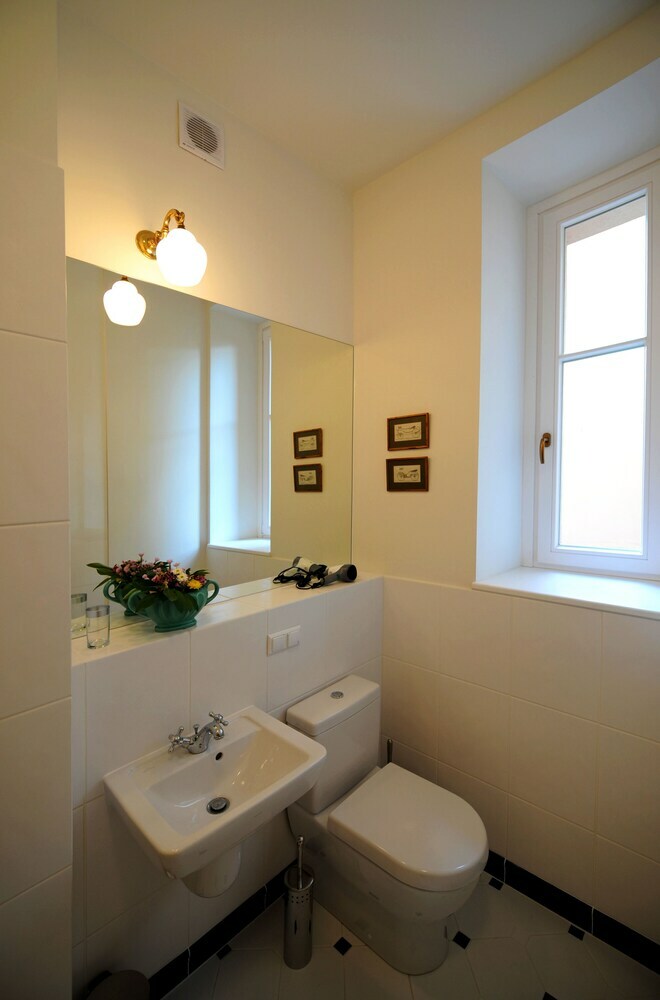 Apartamentos Crystal Suites Old Town