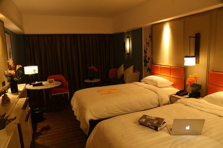 Clifford Hotel