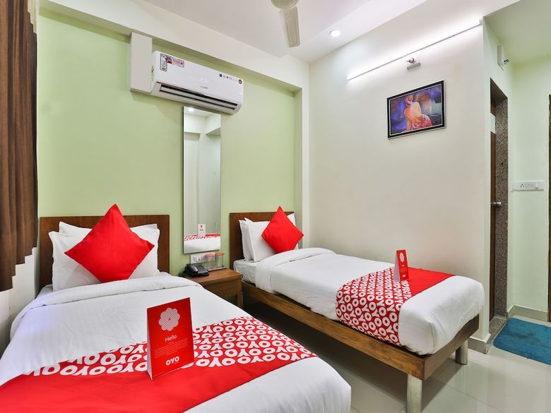 Hotel Oyo 15417 Red Rose