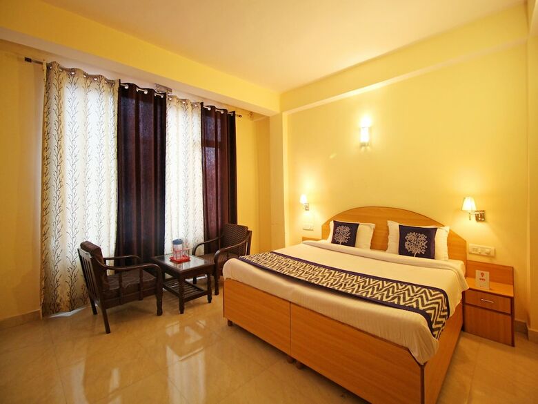 Oyo 14958 Hotel Purnima