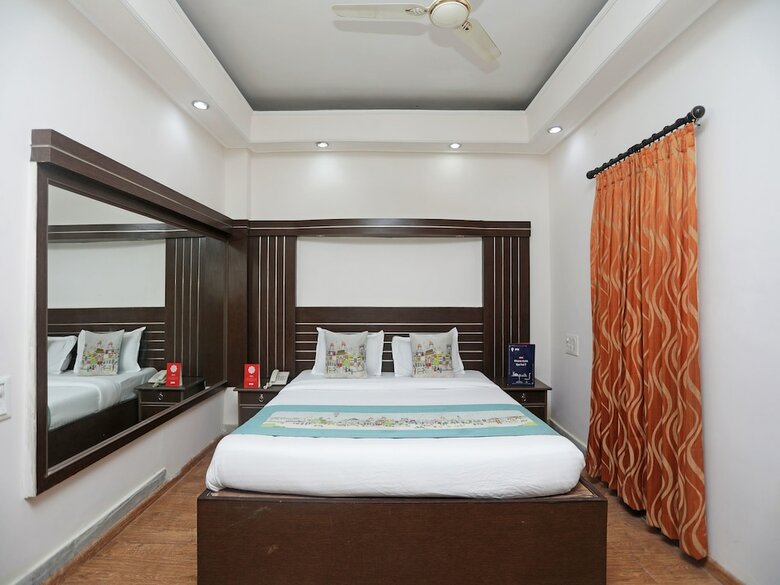 Hotel Oyo 3072 Royal Villa