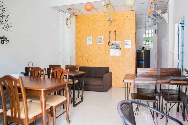 Hotel Baan Bangkok Home