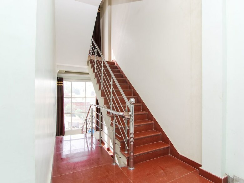 Hotel Oyo 6252 Deepak Palace