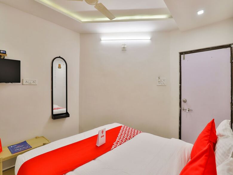 Hotel Oyo 15509 Shreenath