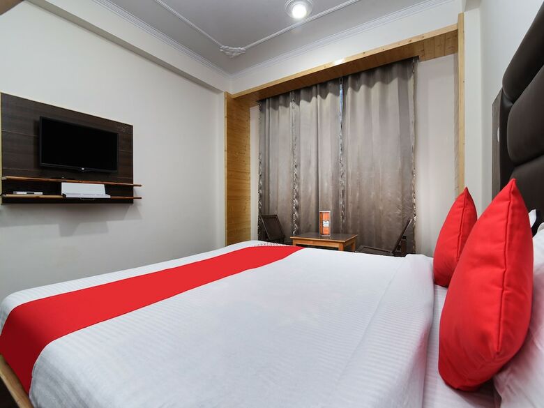 Oyo 15699 Hotel Conifer