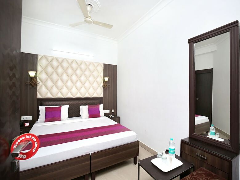 Oyo 15565 Hotel Midtown