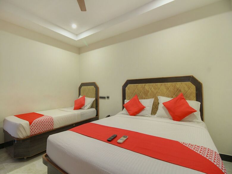 Apartamentos Oyo 15948 Hotel Srees