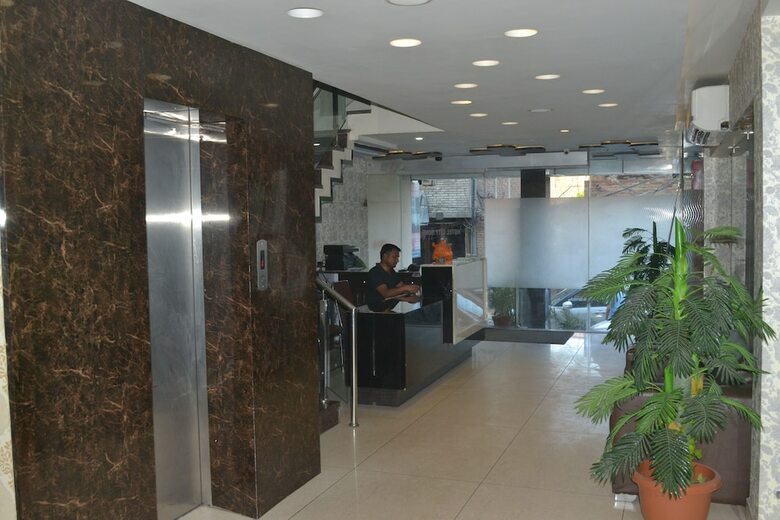 Hotel City Home