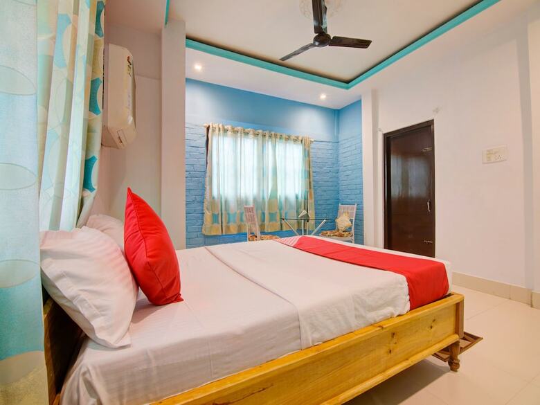 Hotel Oyo 13542 Urban House