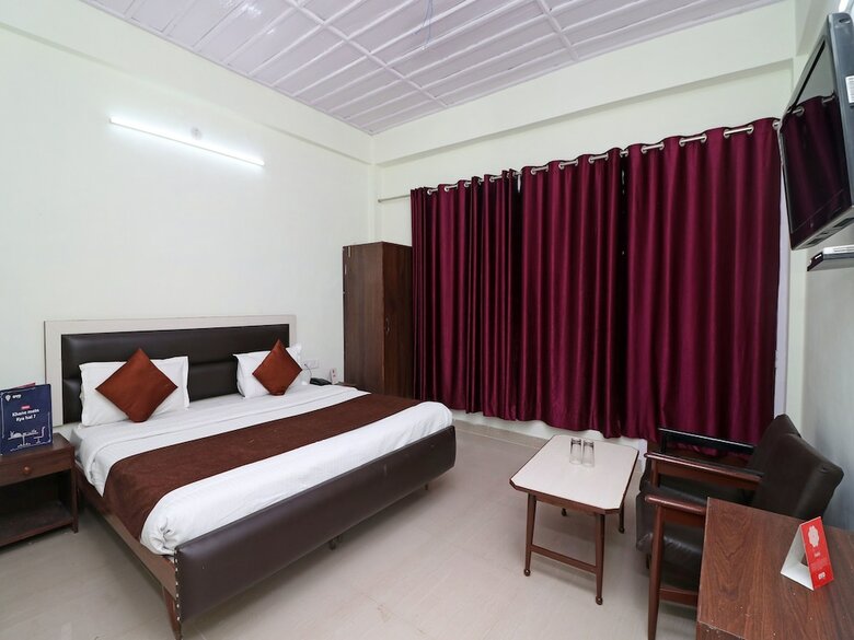 Oyo 13908 Hotel India