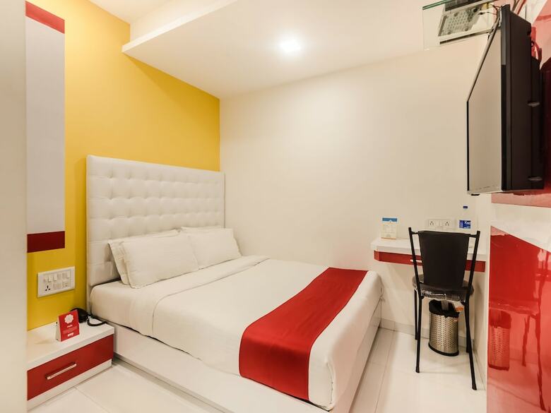 Oyo 7407 Hotel Blue Sea