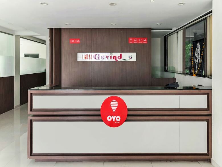 Oyo 12053 Hotel Shri Govind