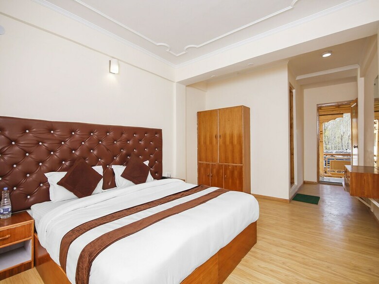 Oyo 11388 Hotel Dimbir Regency