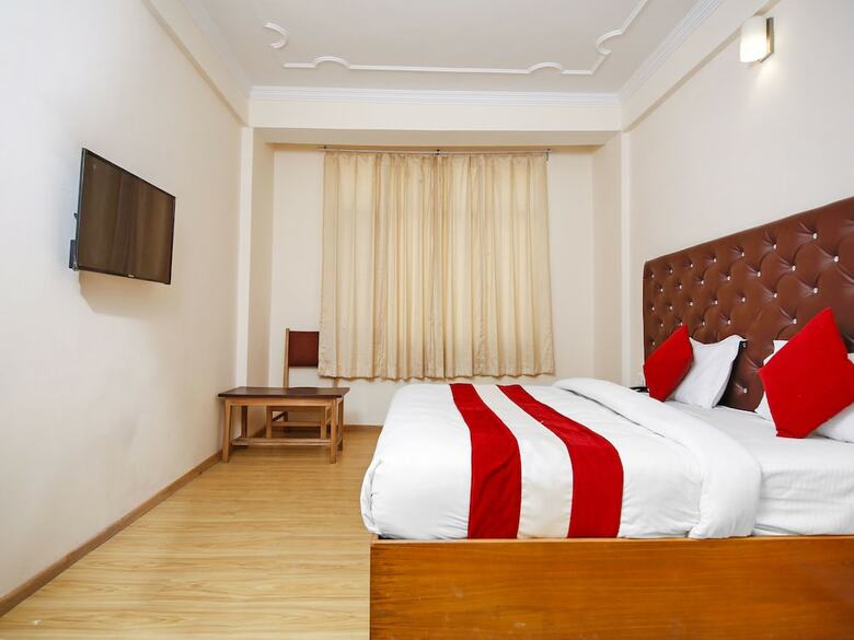 Oyo 11388 Hotel Dimbir Regency