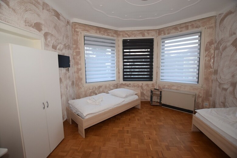 Ab Apartment 38